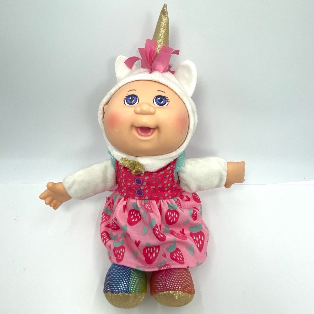 Cabbage Patch Kids Fantasy Friends Jenna Unicorn Purple Eyes